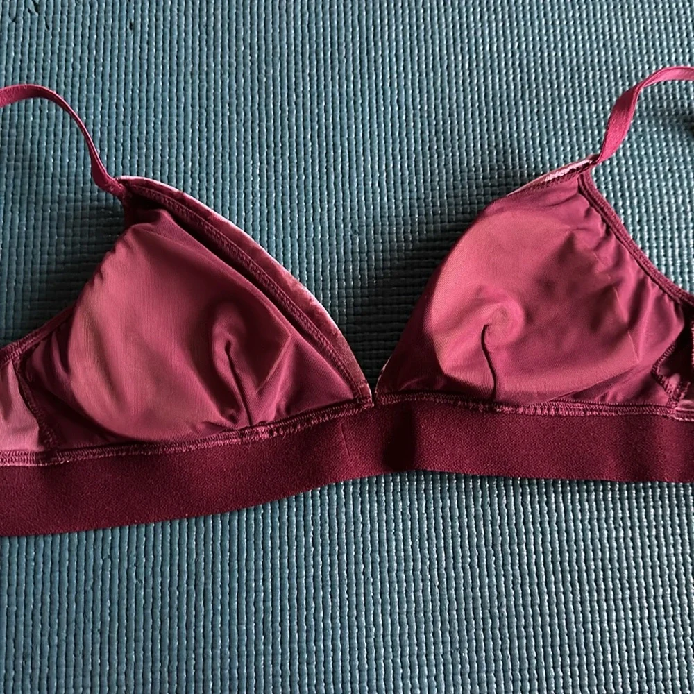 Victoria’s Secret Pink Purple Velvet Triangle Bralette Small